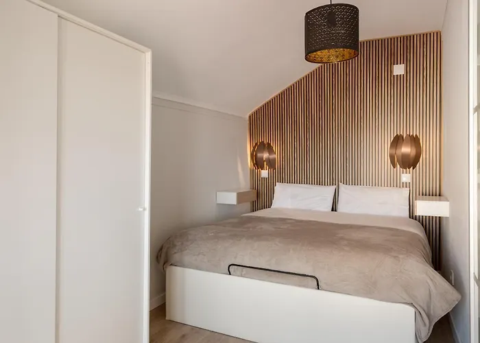 Calcada Do 50 4º شقة