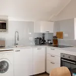Calcada Do 50 4º Διαμέρισμα Lisboa